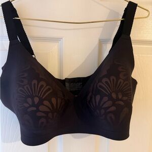 Bali Black lace Seamless wireless bra bralette 40dd